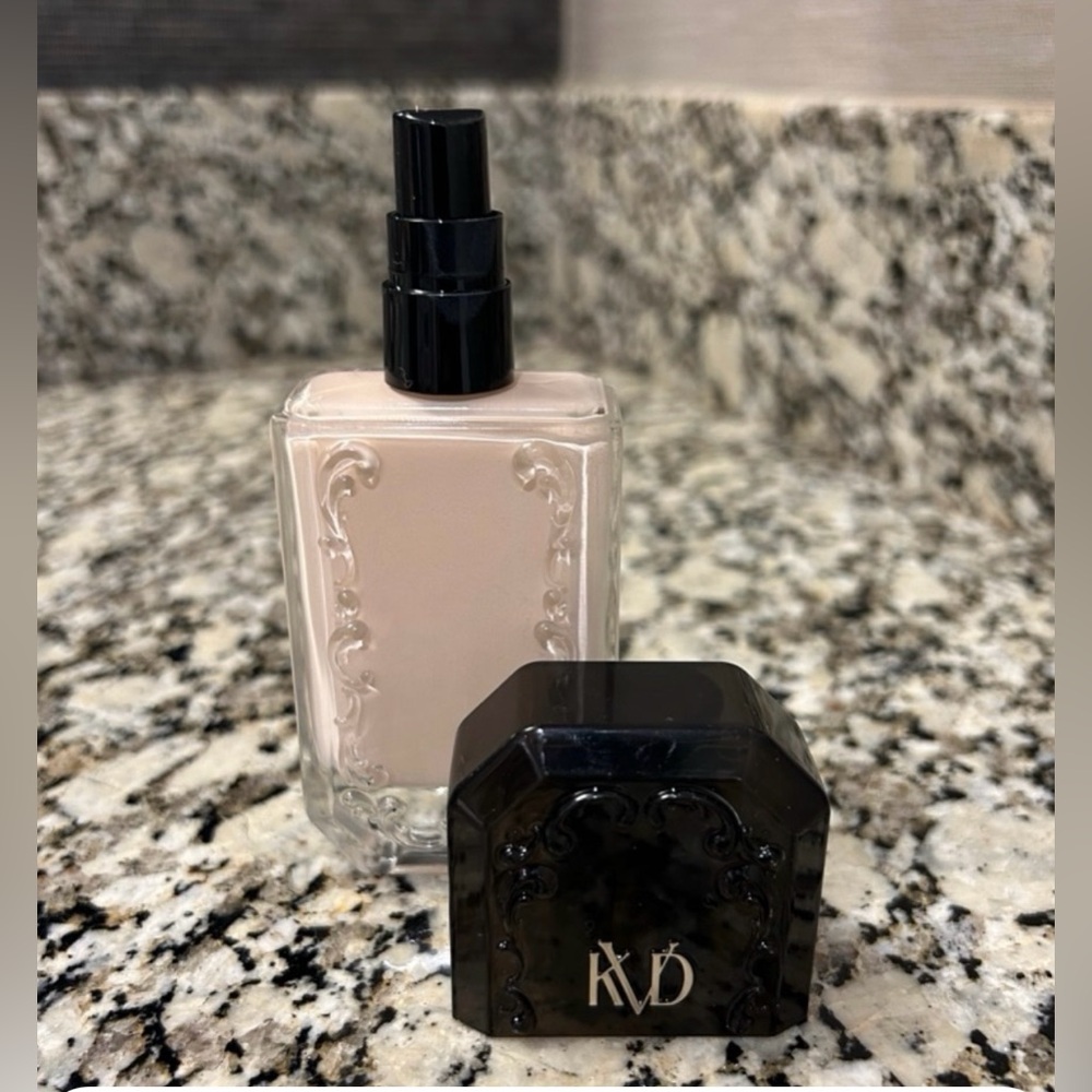 KVD Good Apple Full Coverage Serum Foundation